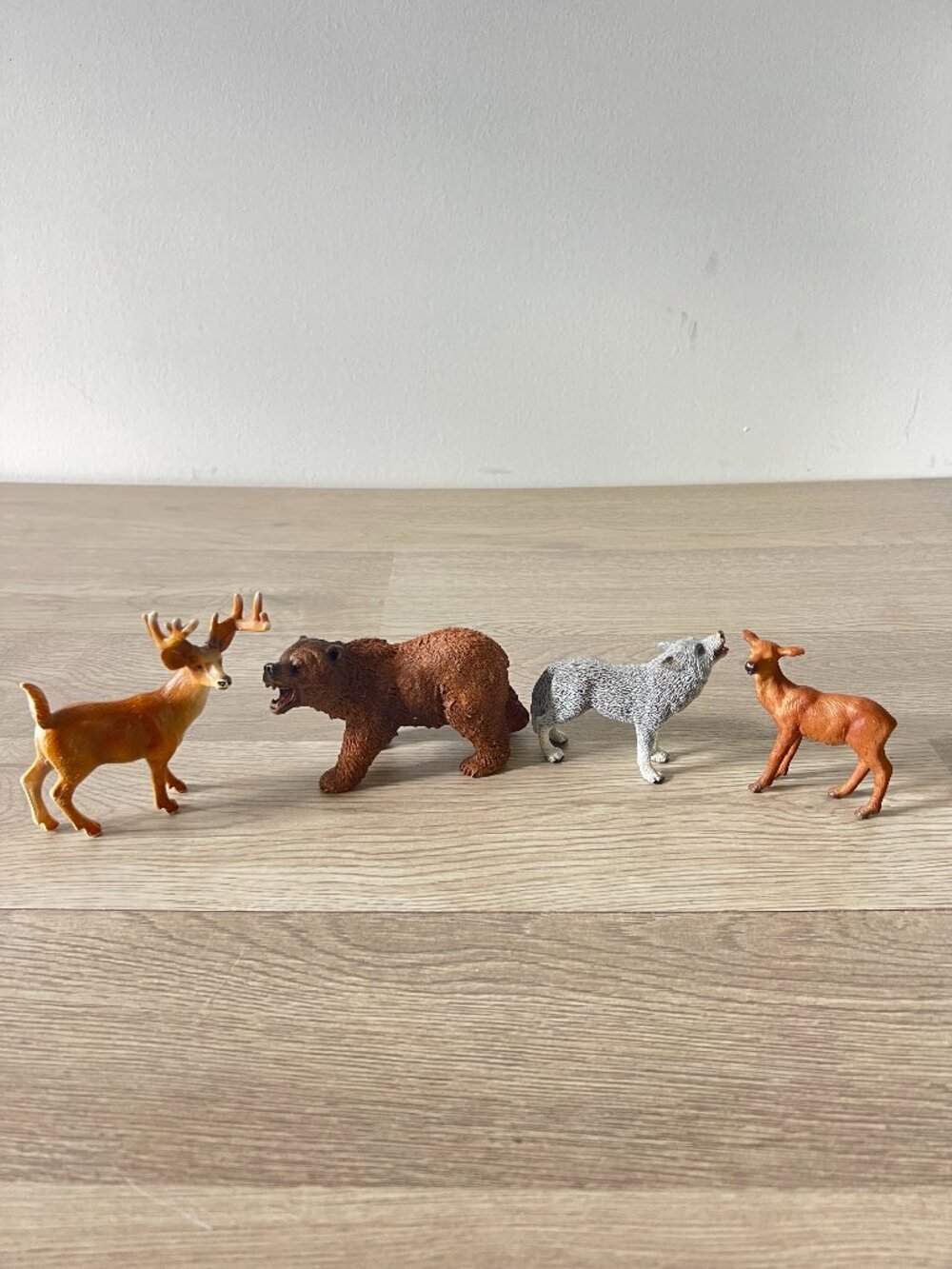 Schleich Wilderness Figures Figurines Wolf Bear Deer